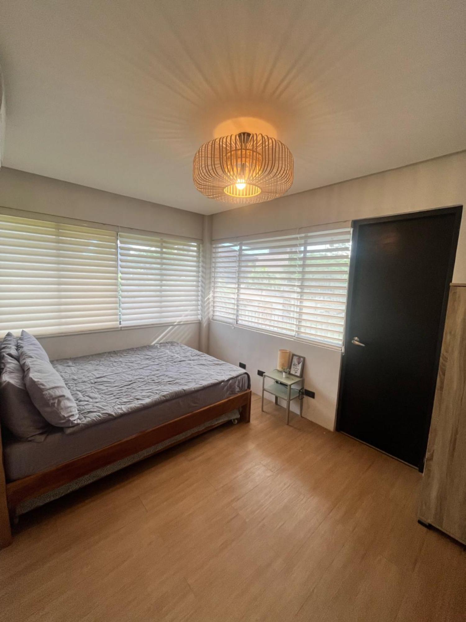 Seafront Residences Vacation Getaway Сан Хуан Екстериор снимка