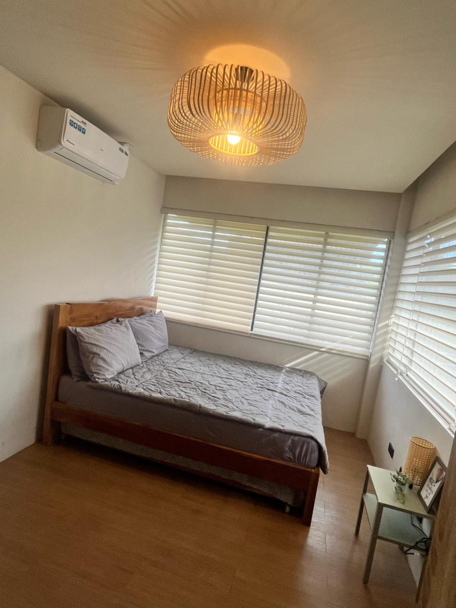 Seafront Residences Vacation Getaway Сан Хуан Екстериор снимка
