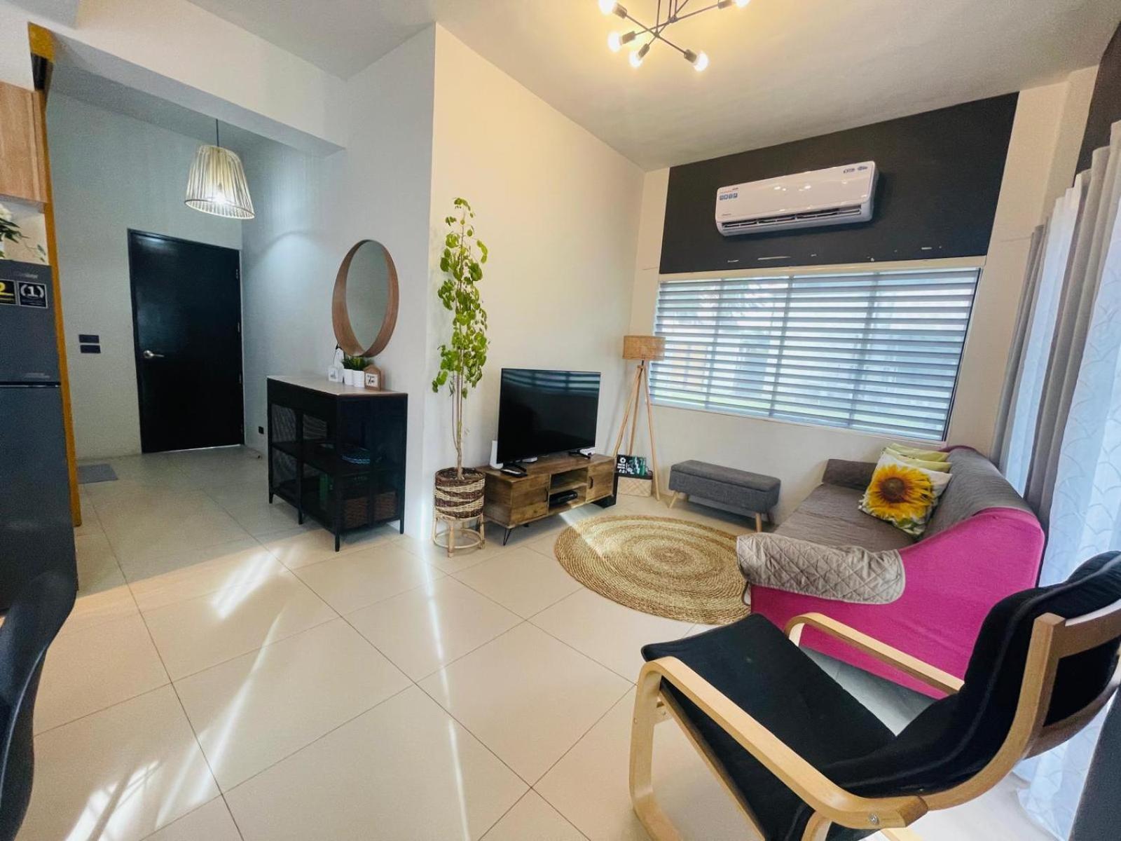 Seafront Residences Vacation Getaway Сан Хуан Екстериор снимка