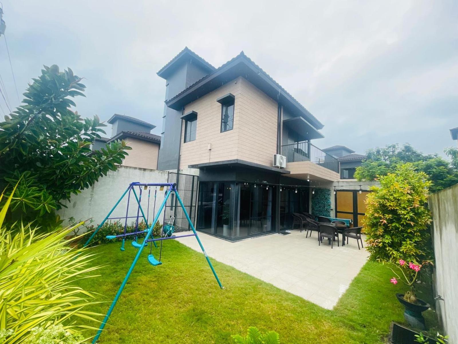 Seafront Residences Vacation Getaway Сан Хуан Екстериор снимка